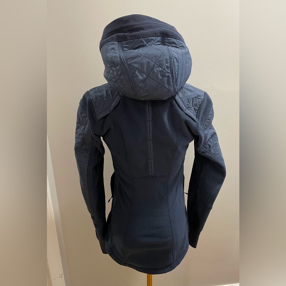 Women's Navy Hooded Quilted Fleece Jacket - Picture 5 of 12